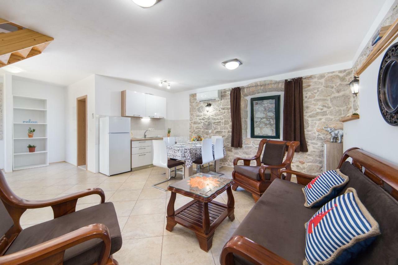 Ana Apartments Блаце Екстер'єр фото