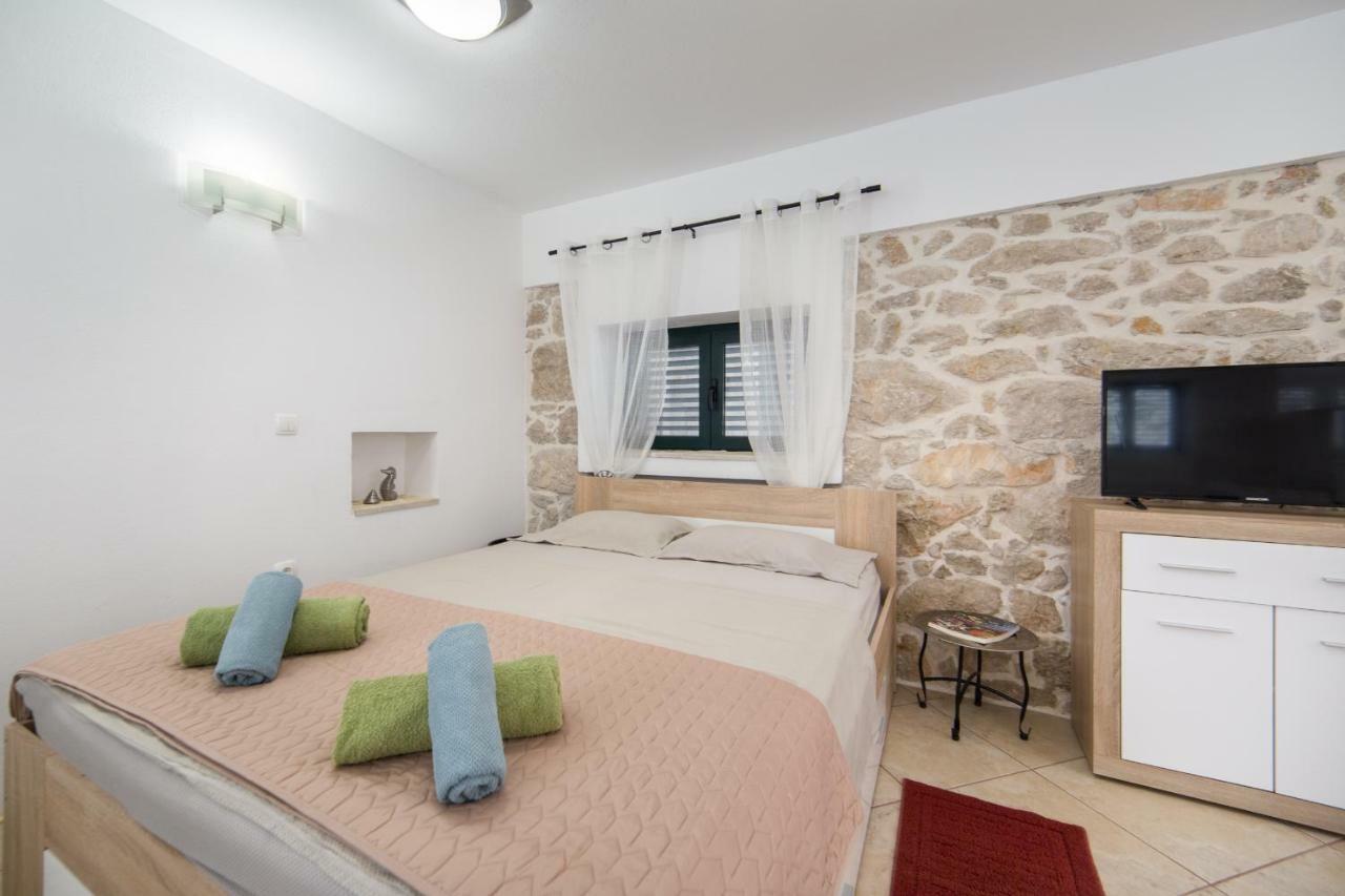 Ana Apartments Блаце Екстер'єр фото