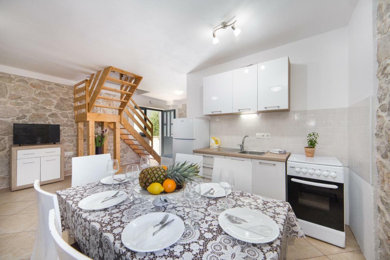 Ana Apartments Блаце Екстер'єр фото